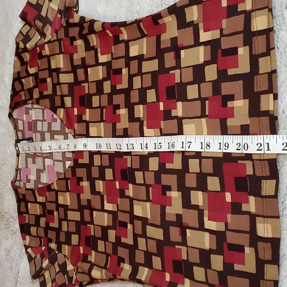 FOREVER 21 Black w/Geo Block Print Blouse - 3/4 Sleeves- Fitted-Stretch-EC- Sz S - Picture 10 of 14